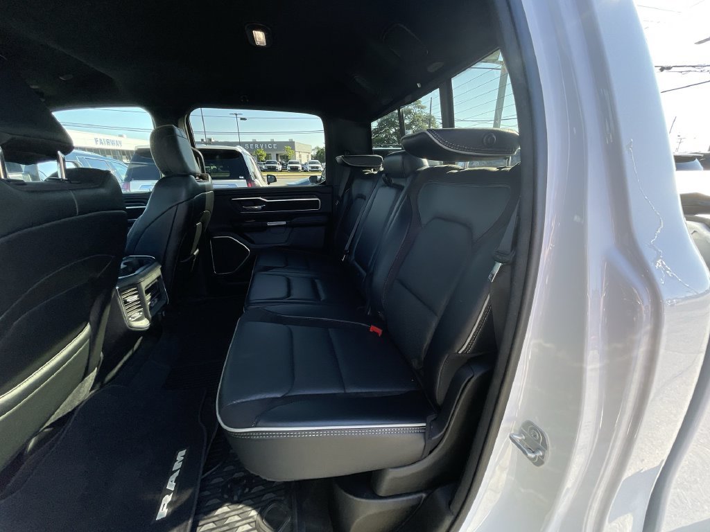 Used 2023 RAM 1500 Laramie AWD/4WD image 27