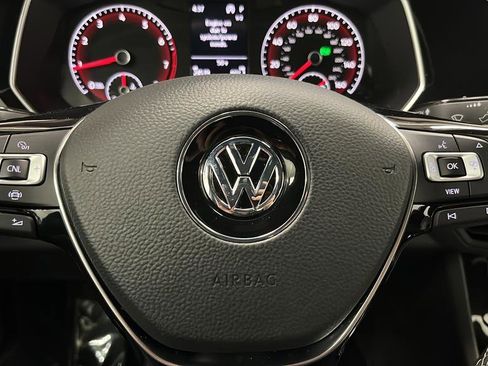 Used 2020 Volkswagen Jetta R-Line w/ R-Line Cold Weather Package image 15