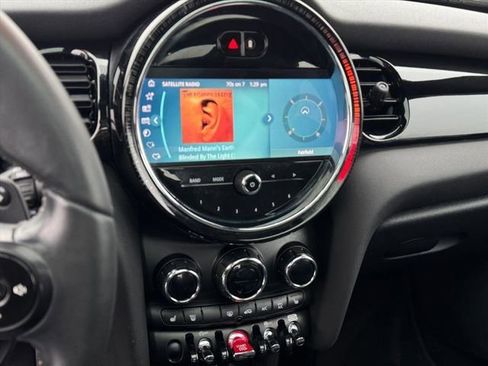 Used 2023 MINI Cooper S image 15