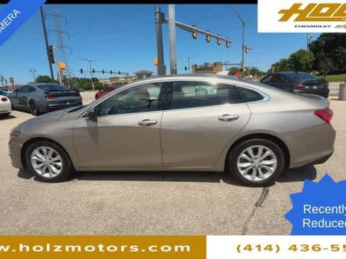 Certified 2022 Chevrolet Malibu LT w/ Leather Package FWD image 5