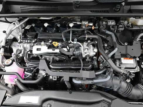 Used 2023 Toyota Prius XLE AWD/4WD image 23