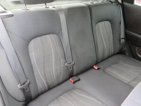 Used 2016 Chevrolet Sonic LT image 39