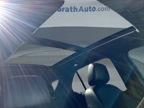 Used 2022 Chevrolet Equinox RS AWD/4WD image 30