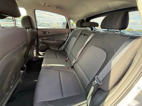 Used 2023 Hyundai Kona SEL w/ Cargo Package AWD/4WD image 7