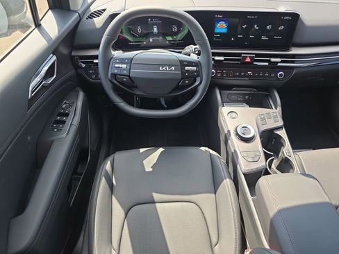 New 2026 Kia Sportage EX AWD/4WD image 7