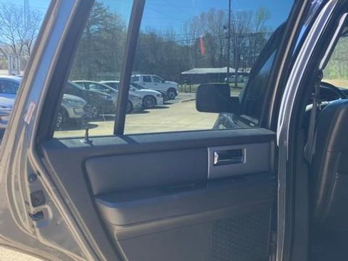 Used 2012 Ford Expedition Limited image 9