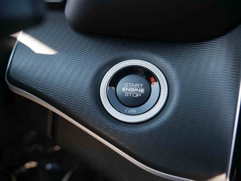 New 2025 Jeep Grand Cherokee Laredo X w/ Luxury Tech Group I image 29