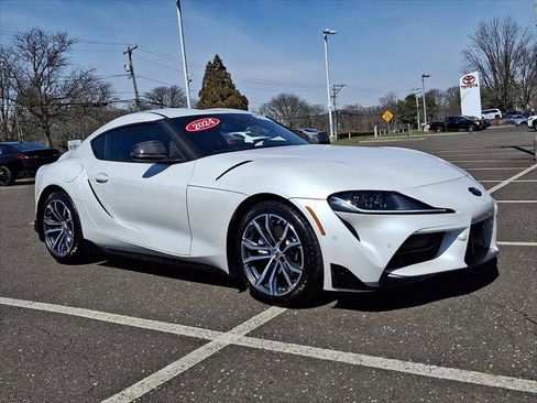 Certified 2024 Toyota Supra RWD image 1