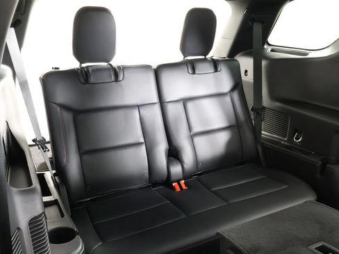 Used 2025 Ford Explorer ST AWD/4WD image 45