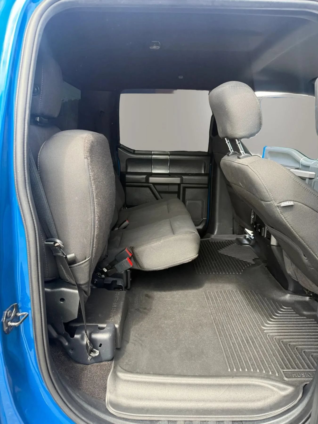 Used 2019 Ford F150 XLT w/ Equipment Group 302A Luxury AWD/4WD image 37