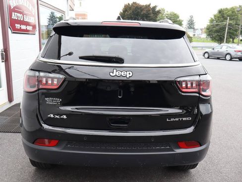 Used 2025 Jeep Compass Limited AWD/4WD image 3