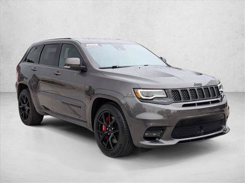 Used 2021 Jeep Grand Cherokee SRT w/ Trailer Tow Group IV AWD/4WD image 3