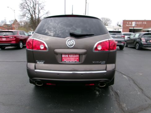 Used 2011 Buick Enclave CXL image 8