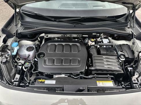 New 2026 Volkswagen Tiguan SE R-Line image 31