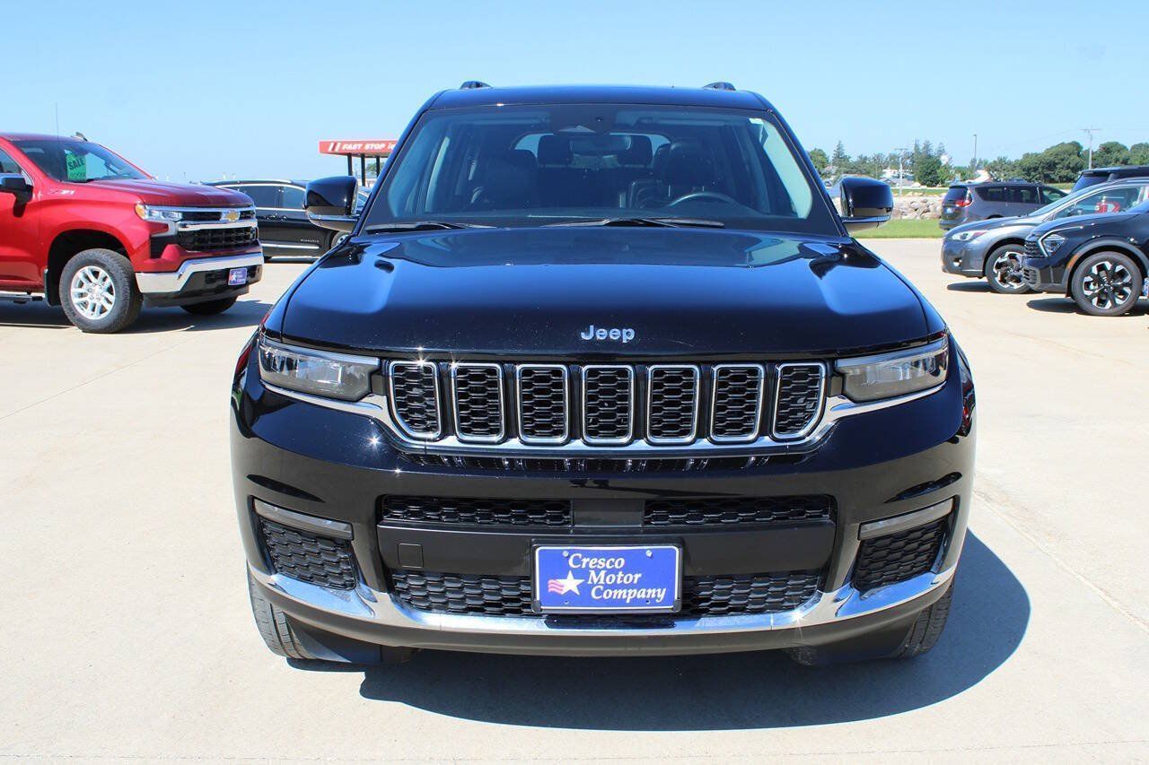 Used 2023 Jeep Grand Cherokee L Limited AWD/4WD image 2