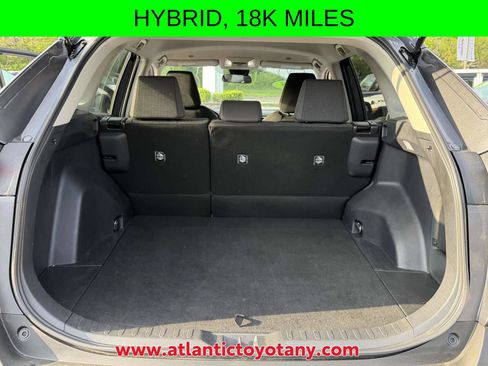 Certified 2025 Toyota RAV4 LE AWD/4WD image 14