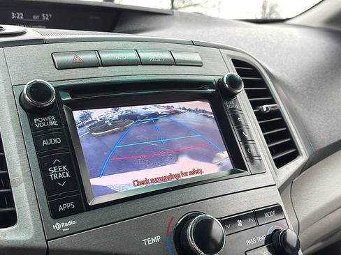 Used 2013 Toyota Venza XLE image 23