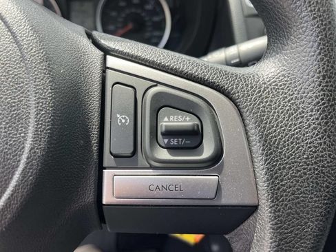 Used 2018 Subaru Forester 2.5i w/ Alloy Wheel Package AWD/4WD image 27