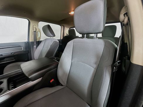 Used 2019 RAM 2500 Big Horn image 19