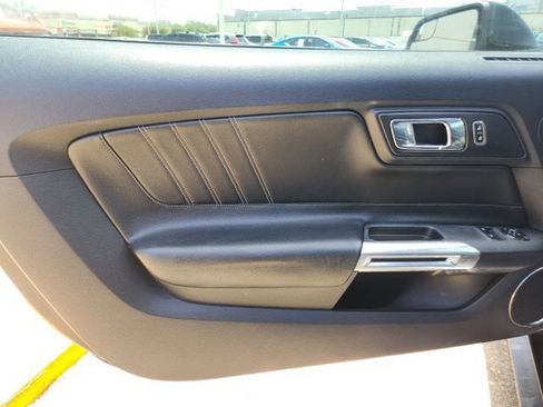 Used 2015 Ford Mustang Premium RWD image 18