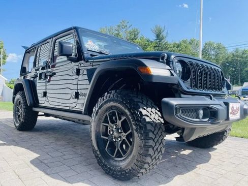 Used 2024 Jeep Wrangler Unlimited Sport AWD/4WD image 4