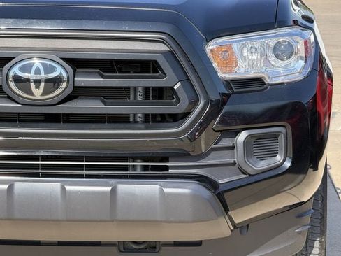 Used 2023 Toyota Tacoma SR w/ SR Convenience Package RWD image 7