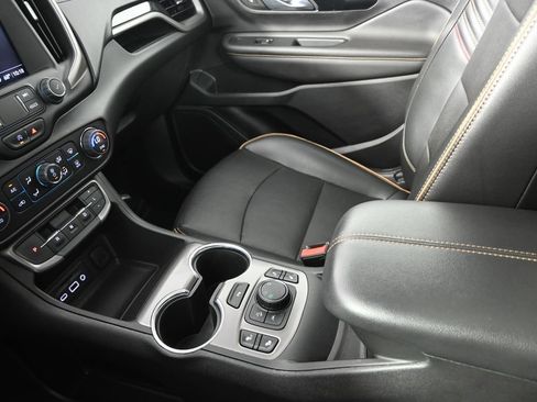 Used 2023 GMC Terrain AT4 w/ Tech Package AWD/4WD image 34