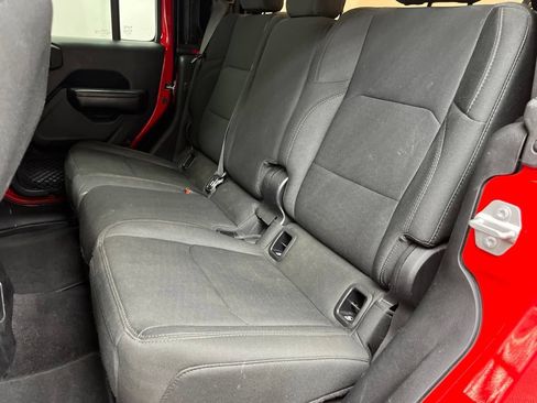 Used 2020 Jeep Gladiator Sport w/ Quick Order Package 24S AWD/4WD image 7