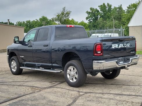 Used 2026 RAM 2500 Big Horn AWD/4WD image 3