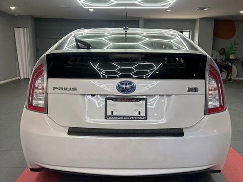 Used 2013 Toyota Prius Three w/ Solar Roof Pkg image 5