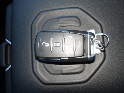 Used 2025 RAM 2500 Power Wagon image 22