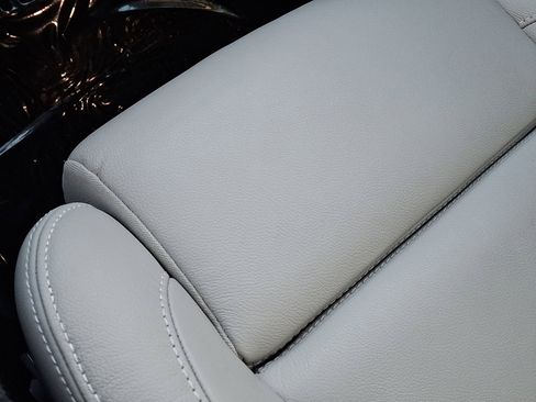 Used 2023 Volvo XC40 B5 Plus w/ Driver Assist Package image 26