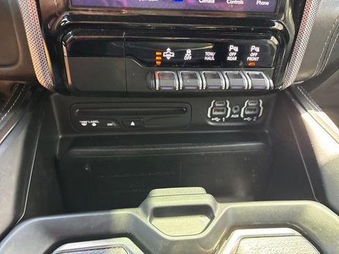 Used 2019 RAM 1500 Limited AWD/4WD image 33