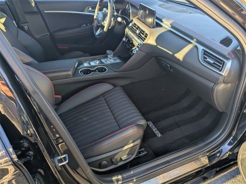 Used 2025 Genesis G70 2.5T w/ Sport Prestige Package image 12