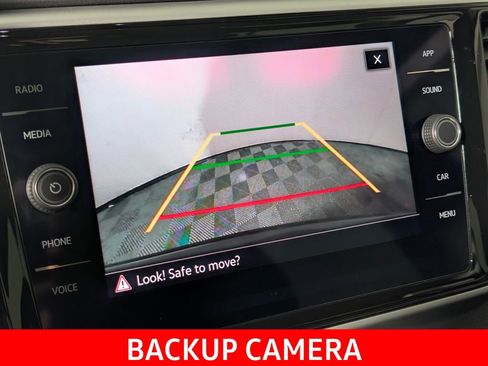 Used 2022 Volkswagen Atlas SE image 9