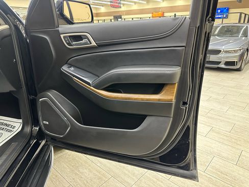 Used 2020 GMC Yukon XL Denali image 48