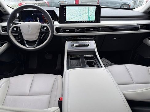 Used 2025 Lincoln Aviator 2WD w/ Equipment Group 101A image 23