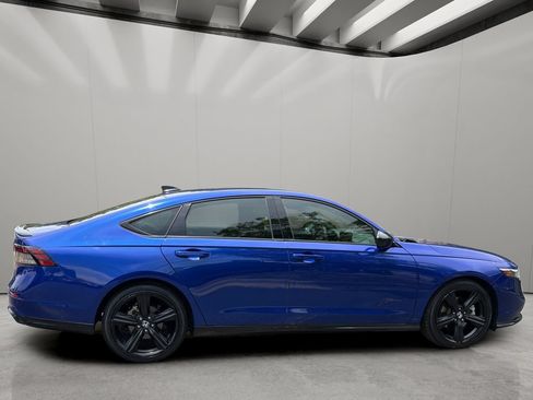 Used 2023 Honda Accord Sport image 6