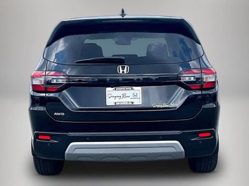 Used 2025 Honda Pilot EX-L image 6