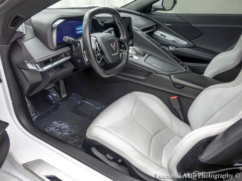 Used 2022 Chevrolet Corvette Stingray Coupe w/ 1LT image 12