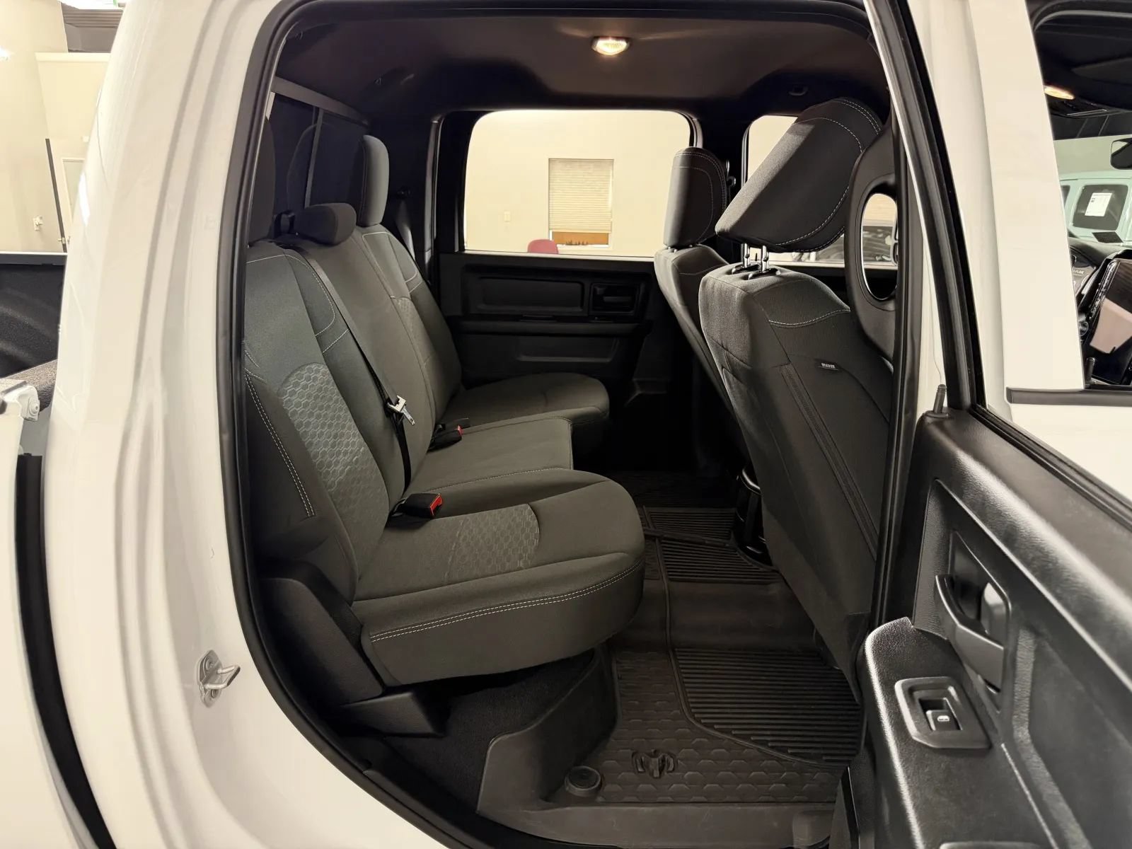 Used 2025 RAM 2500 Tradesman AWD/4WD image 32