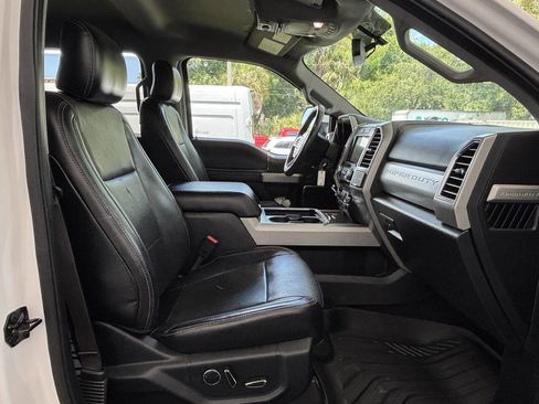 Used 2017 Ford F250 Lariat w/ Chrome Package RWD image 33