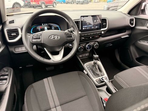 New 2026 Hyundai Venue SEL image 8