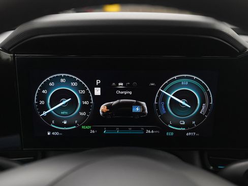 Certified 2025 Hyundai Elantra SEL w/ Cargo Package image 22