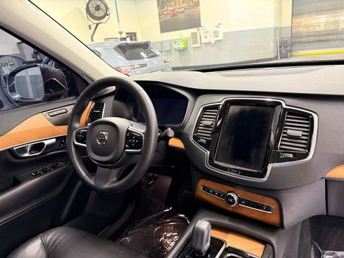 Used 2023 Volvo XC90 B6 Plus w/ Protection Package Premier AWD/4WD image 31