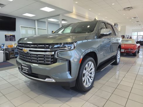 Used 2023 Chevrolet Tahoe Premier AWD/4WD image 27