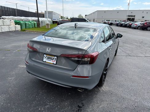 Used 2025 Honda Civic Sport image 8