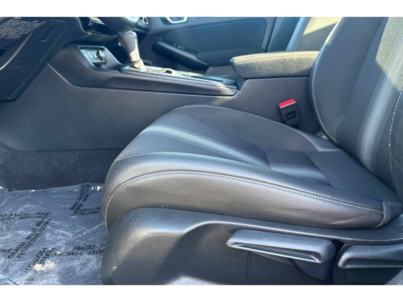 Used 2025 Honda Civic Sport image 13