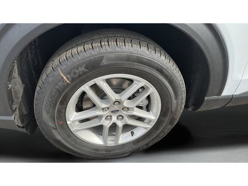 New 2026 Ford Explorer Active AWD/4WD image 25