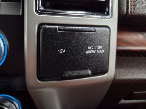 Used 2018 Ford F150 King Ranch w/ Equipment Group 601A Luxury AWD/4WD image 55